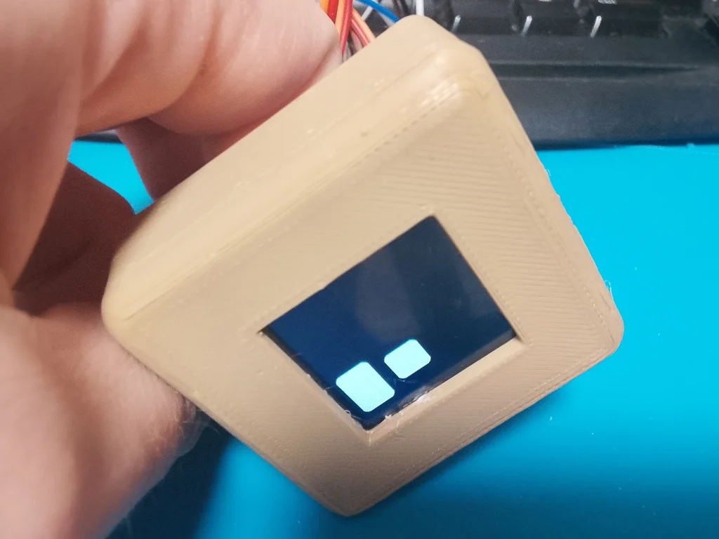 EyeBox Smart Display — DIY дисплей з анімованими очима на ESP32s3 Zero