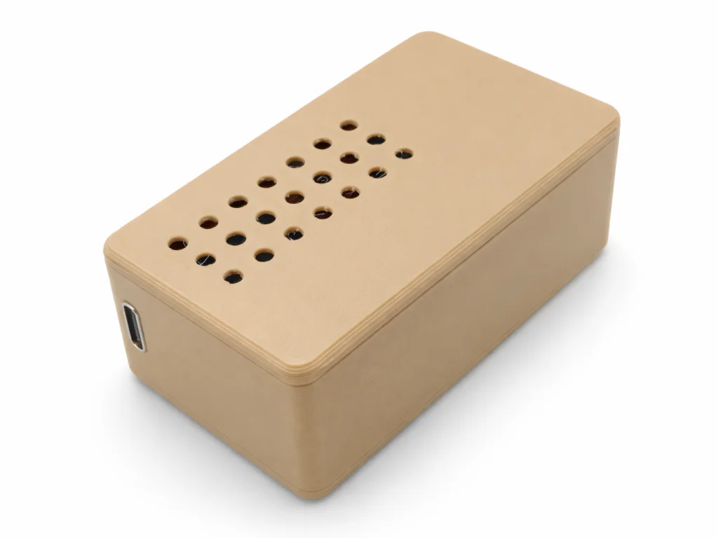 Корпус з автономним живленням для ESP32-C3 (18650 + зарядка)